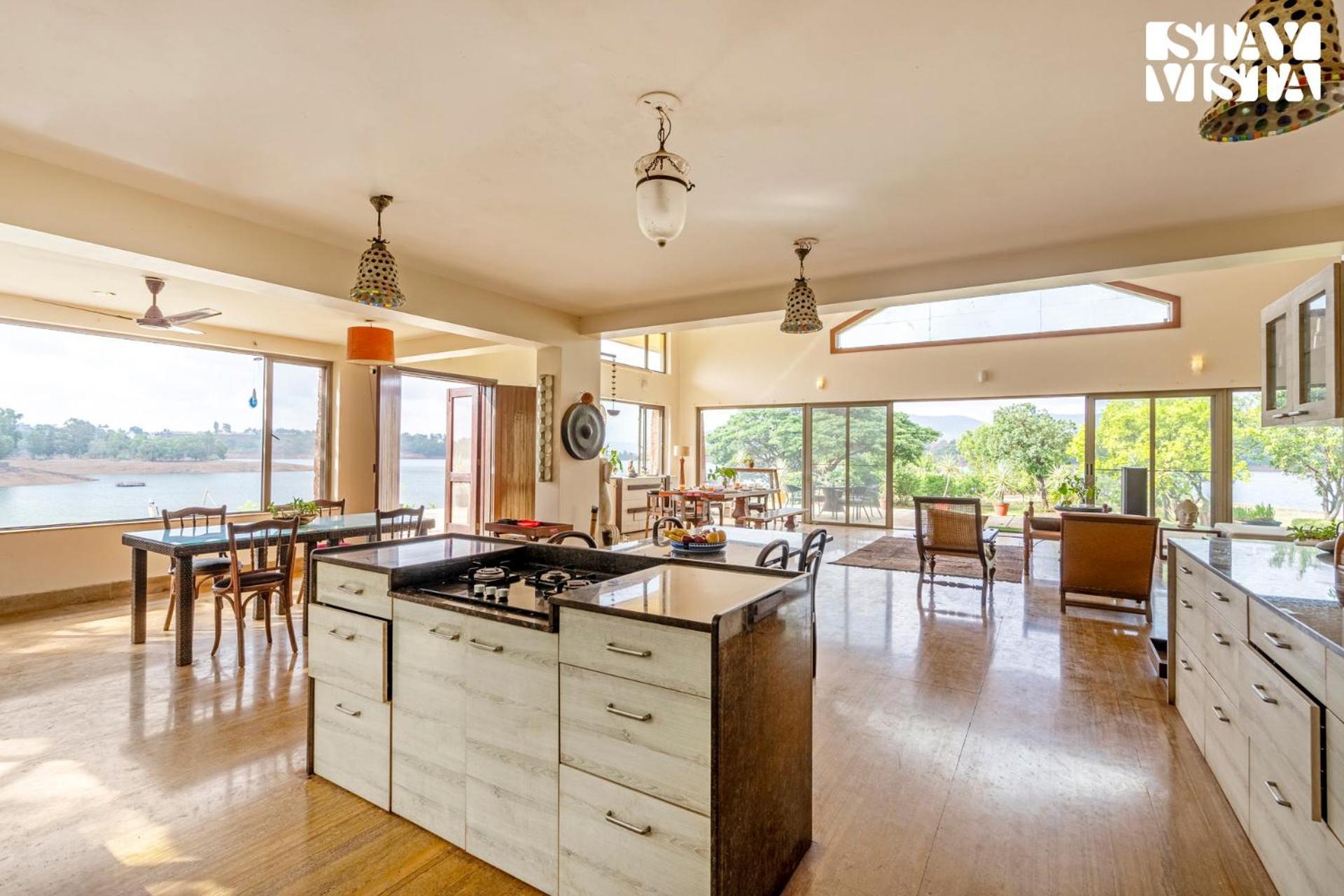 Stayvista At Three Shores With Lake View & Alfresco Dining Khamshet Exteriér fotografie